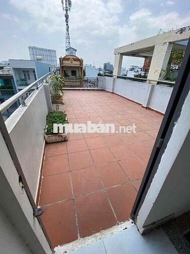 Phòng sẵn máy lạnh ngay gần vòng xoay Lê Đại Hành