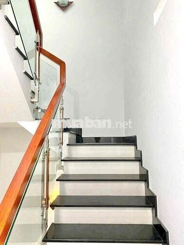 NHÀ CHO THUÊ MẶT TIỀN ĐƯỜNG SỐ 12 Bhh