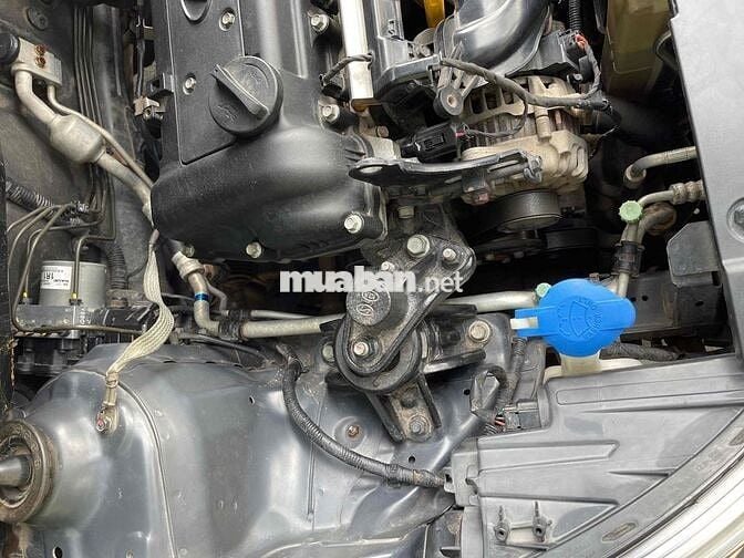 Hyundai Accent 2011 1.4 AT - 100000 km
