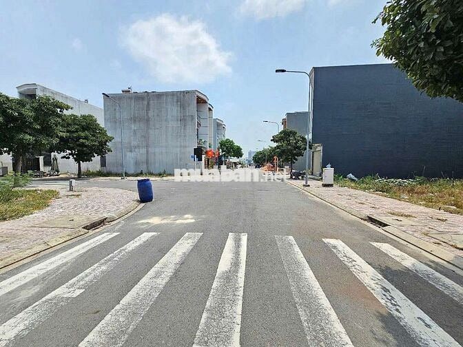Đất trục chính kdc Lê phong An Phú 2, phường An Phú Tp Thuận An
