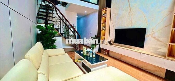 Cực hiếm . phố cổ Trần Nhật Duật 100M- 3ngủ-2 vs full nội thất ở sương