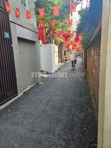 🔥🔥🔥SIÊU PHẨM THẠCH BÀN - 4 NGỦ  - 2 THOÁNG ,38m2, giá 5,8 tỷ, 