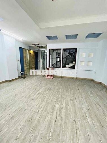 CHO THUÊ NHÀ MTKD ĐG SỐ 1 KHU TÊN LỬA GẦN NGÃ TƯ GIÁ 35tr