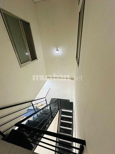 Kẹt vốn bán gấp nhà 1T1L Đăng Văn Bi QTĐ 52m2 / 1 tỷ 180tr Sổ Riêng