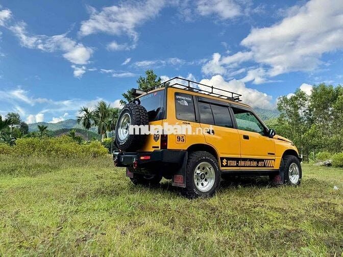 Suzuki Vitara 2005 JLX 1.6 4x4 - 111111 km
