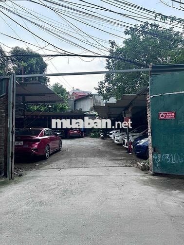 Nhà tìm chủ đầu tiên gần Dương Văn Bé 30m2x5t, Ô tô đỗ
