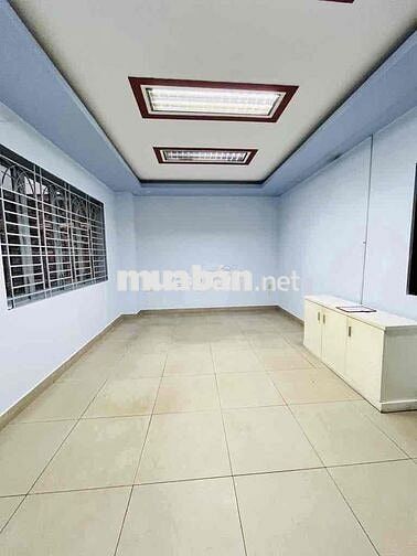 CHO THUÊ NHÀ MTKD ĐG SỐ 1 KHU TÊN LỬA GẦN NGÃ TƯ GIÁ 35tr