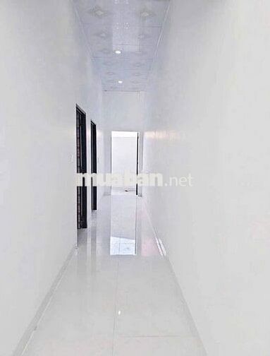Cần vốn nên tôi muốn bán gấp căn nhà ở Huyện Hóc Môn GIÁ 900 triệu