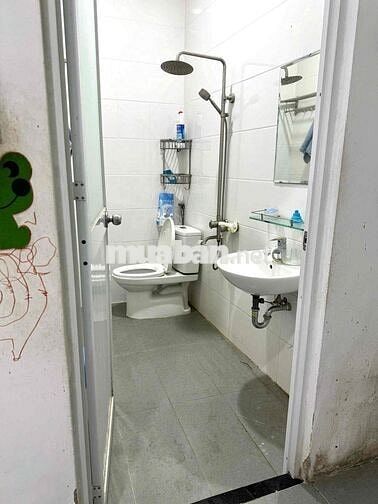 Cho Thuê Nhà Gần Vạn Phúc,/đs 6,p.HBP 3 tầng 3pn 3vs Giá 12tr TL