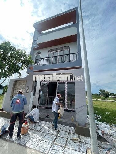 Bán nhà 1 trệt 2 lầu, Đ.Tỉnh Lộ 2, DT 80m2, giá 2,2 tỷ, sổ hồng riêng