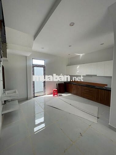 Bán nhà 1 trệt 2 lầu, Đ.Tỉnh Lộ 2, DT 80m2, giá 2,2 tỷ, sổ hồng riêng