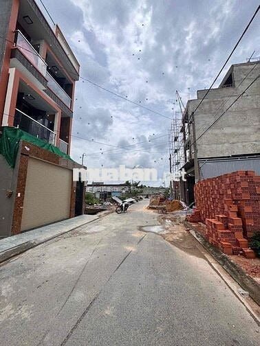 Bán Nhanh Nhà 3 Tầng,4PN.Đường Nhựa 8m