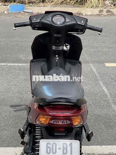 Honda Click,máy zin êm.