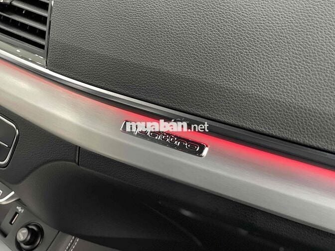 Audi Q5 sx 2022 Sline 45 TFSI Quattro - 10,900 km