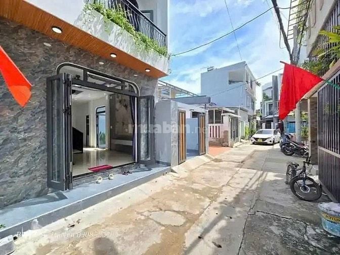 căn ngộp ung văn khiêm 80m2, 3tyX, hẻm oto 6m, SHR sang tên Lh ngay 