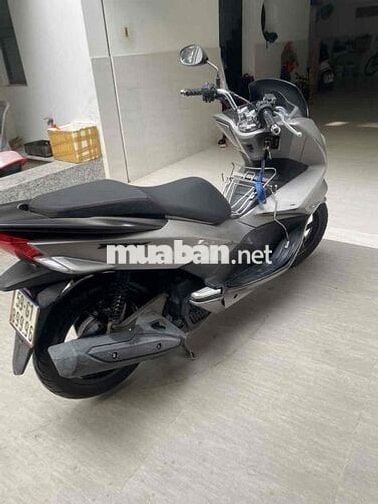 Xe nhà dùng từ lúc mua PCX chạy tốt máy êm