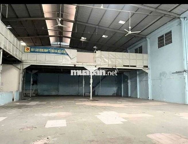 CHO  THUÊ   KHO XƯỞNG ( 750m2) PHƯỜNG PHÚ THỌ HÒA. QYẬN  TÂN  PHÚ