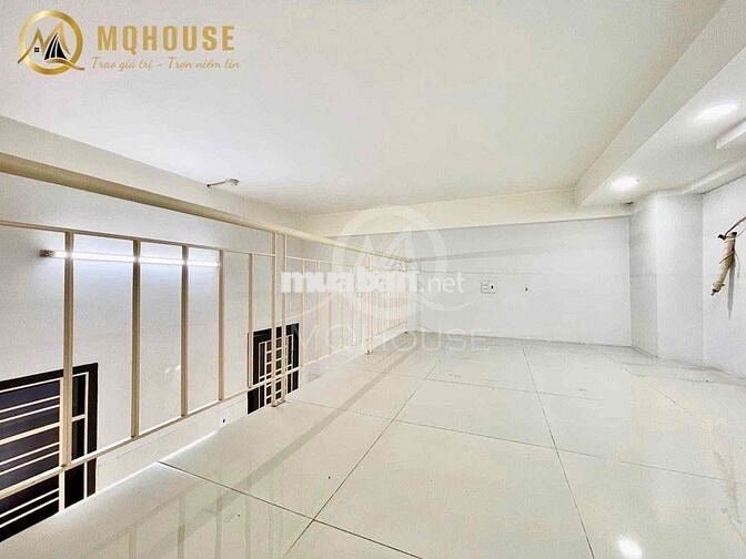 SIÊU PHẨM NGAY ĐẠI HỌC  VĂN HIẾN