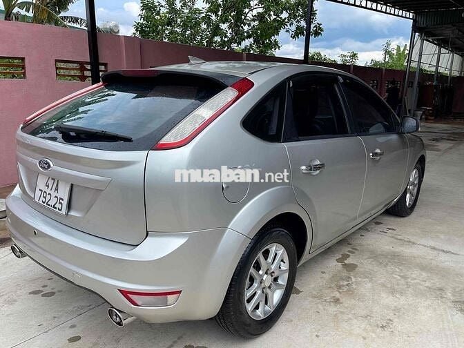 Ford Focus 2009 1.8 AT