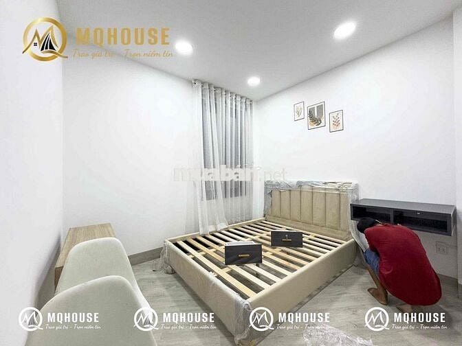 Căn Hộ 2PN+1PK Mới 100% Ban Công Cửa Sổ Full NT Cao Cấp Gần Q3