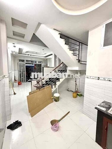 Nhà Đẹp 2 Tầng — Gần Bình Long Lê Văn Quới Đường 14a ( 4m x 9m) 36m2