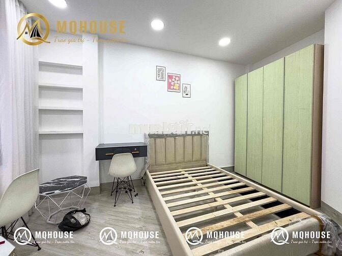 Căn Hộ 2PN+1PK Mới 100% Ban Công Cửa Sổ Full NT Cao Cấp Gần Q3