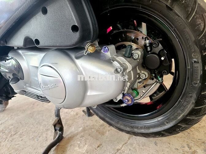 Vespa GTS 300 219 xám Lưu chính chủ tại cânthơ