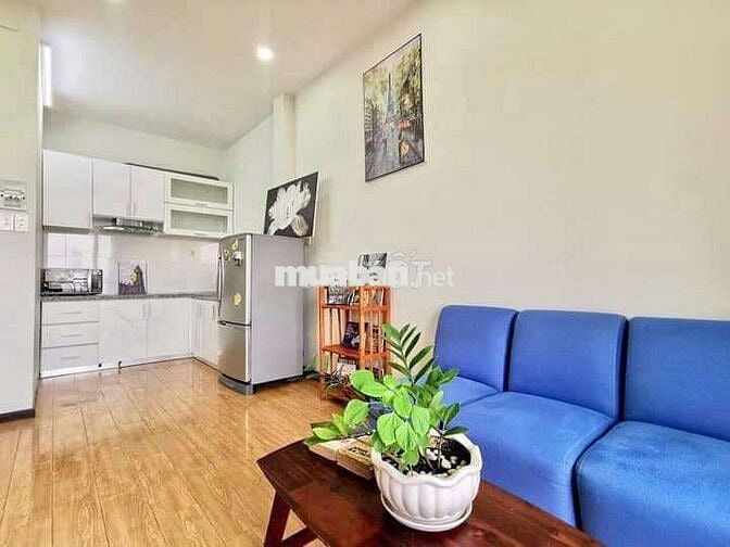 Căn Hộ Dịch vụ Studio Full Nội Thất Mặt tiền Đường Ngay Trung Tâm Q7