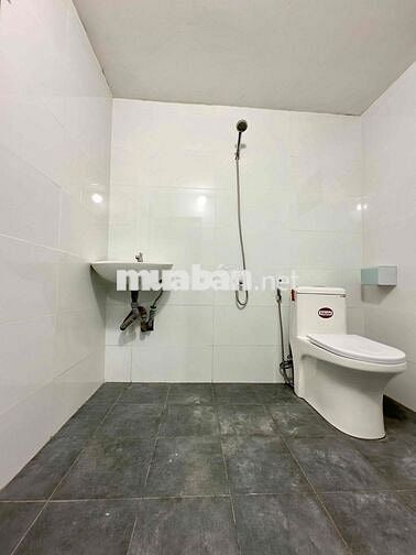 nhà cho thuê: mặt tiền trần văn phụ( gần nguyễn khuyến)