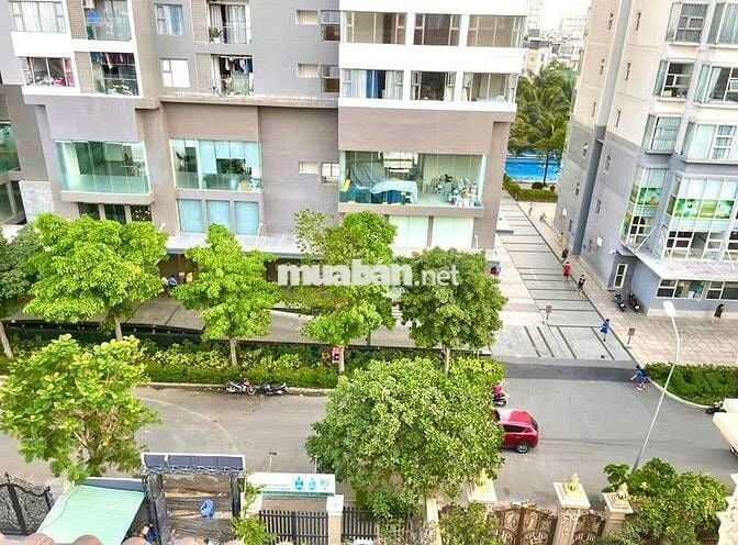 Căn Hộ Dịch vụ Studio Full Nội Thất Mặt tiền Đường Ngay Trung Tâm Q7