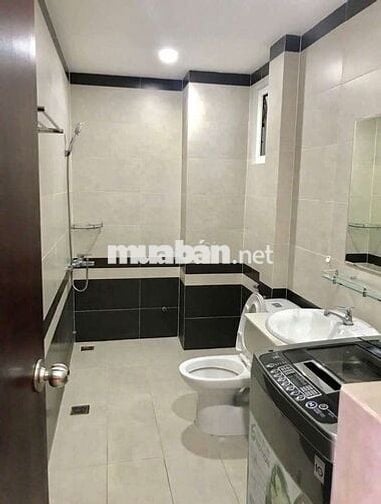 Căn Hộ Dịch vụ Studio Full Nội Thất Mặt tiền Đường Ngay Trung Tâm Q7
