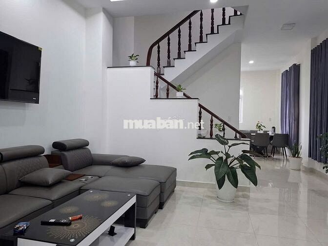 BÁN NHÀ TRỊNH HOÀI ĐỨC P11 ĐÀ LẠT - 5PN