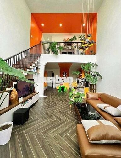 Nhà phố sáng thoáng TT Lạc Dương – Hẻm rộng– 100m² – 4.1 tỷ - sổ hồng