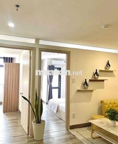 Cho thuê căn hộ 2 phòng ngủ gần khu FPT, Cocobay