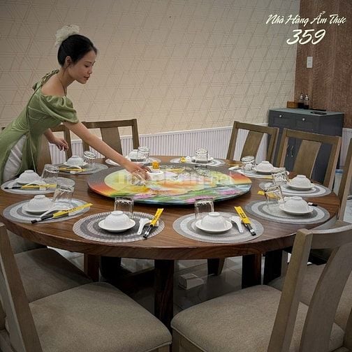 Nhà hàng Tân Túc Bình Chánh tuyển 2 thu ngân và nhiều phục vụ nam nữ