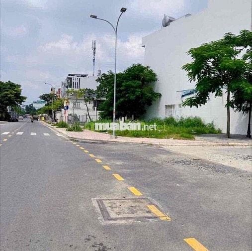 Bán gấp lô đất 60M² – Phạm Thế Hiển, P7, Quận 8 – Giá chỉ 2 tỷ050,SHR