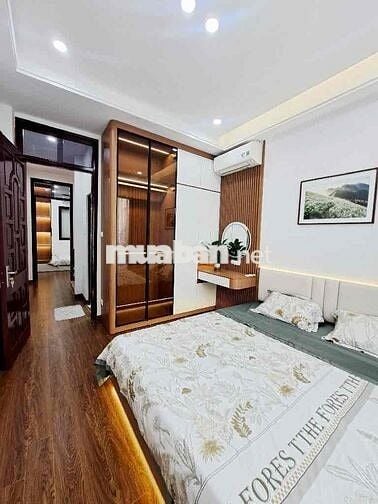 Kim giang - Hoàng mai vài bước chân ra oto, ngõ trước nhà 3m Dt 40m