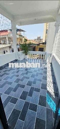 Kim giang - Hoàng mai vài bước chân ra oto, ngõ trước nhà 3m Dt 40m
