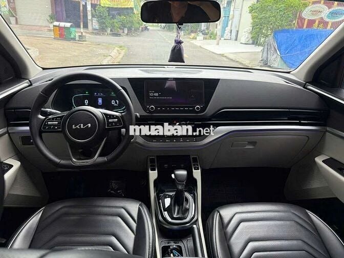 Kia Carens 2024 bản 1.5G Luxury - 35000 km
