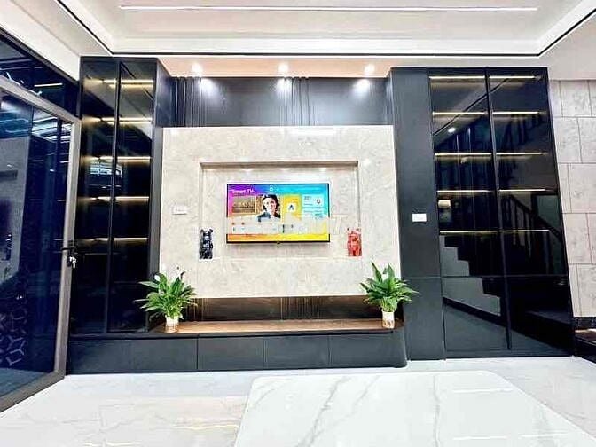 Kim Giang - Hoàng Mai vài bước ra oto tránh nhà mới đẹp 38m x 5 tầng