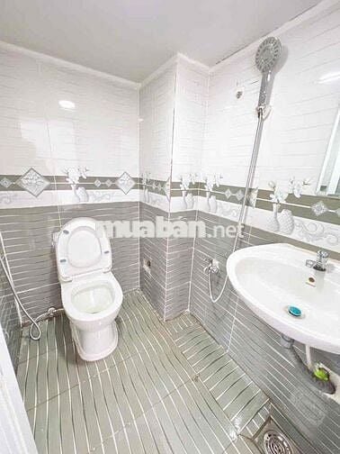 Cho thuê Duplex - Ngay Học Viện Hàng Không - Cộng Hoà