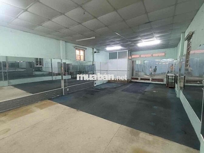 NHÀ 1 TRỆT 1 LỬNG 5..5x20 TRỐNG SUỐT MẶT TIỀN TRƯỜNG THỌ GẦN CHỢ TĐ