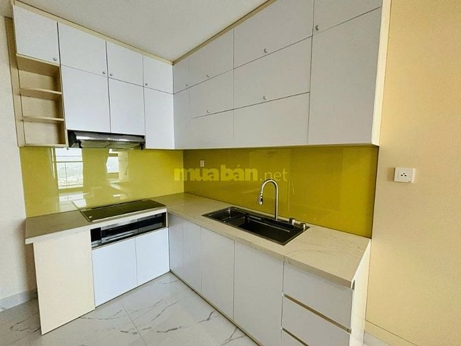 BÁN CĂN GÓC TẦNG TRÊN CÙNG VINHOME QUẬN 9