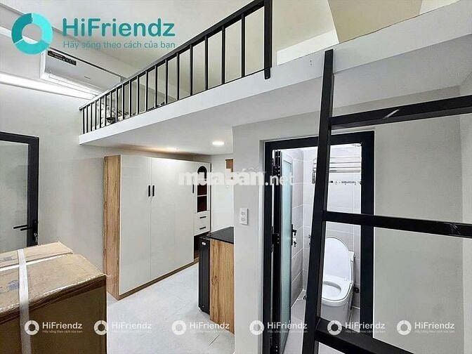 KHAI TRƯƠNG SIÊU PHẨM NGAY NGÃ TƯ HÀNG XANH