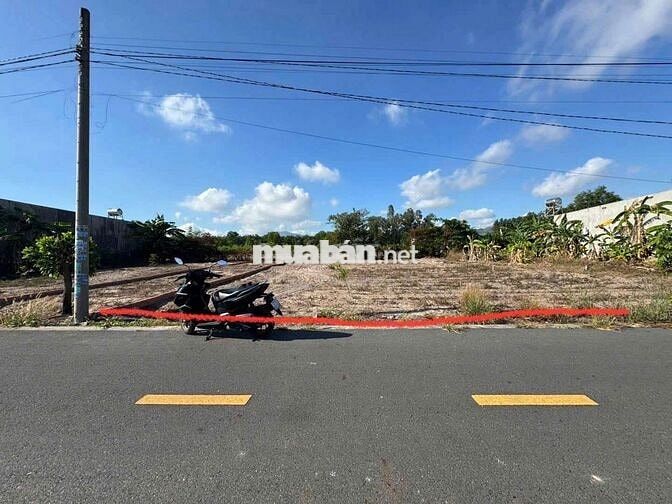 🔥Ký gửi 4 nền liền giá rẻ chưa bao giờ có 
DT: 200m² ngang 5 dài 40