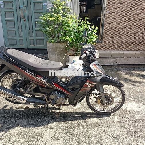 Xe Sirius 50cc màu đen bánh tâm thắng đĩa bs