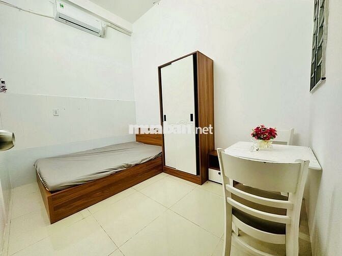 CHÍNH CHỦ CHO THUÊ 2PN BANCON FULL NỘI THẤT XỊN NGAY SÂN BAY