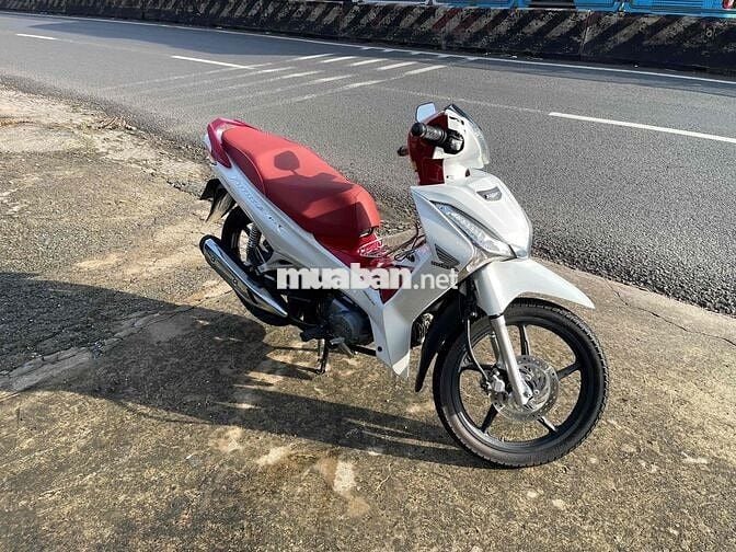 future 125i màu trắng. tra Gop o đồng