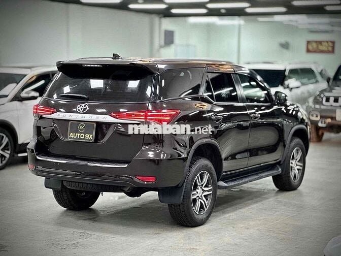 Toyota Fortuner 2019 2.4G 4x2 MT - 20.000 km