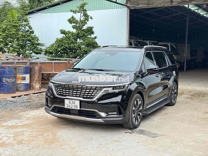 Kia Carnival 2023 Signature 3.5G - 21000 km